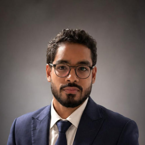 Dr Sreyas Gautam